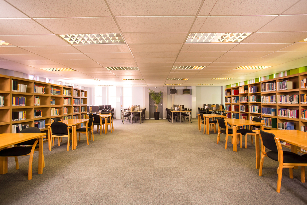 Amenajarea bibliotecii scolii  - Office Direct